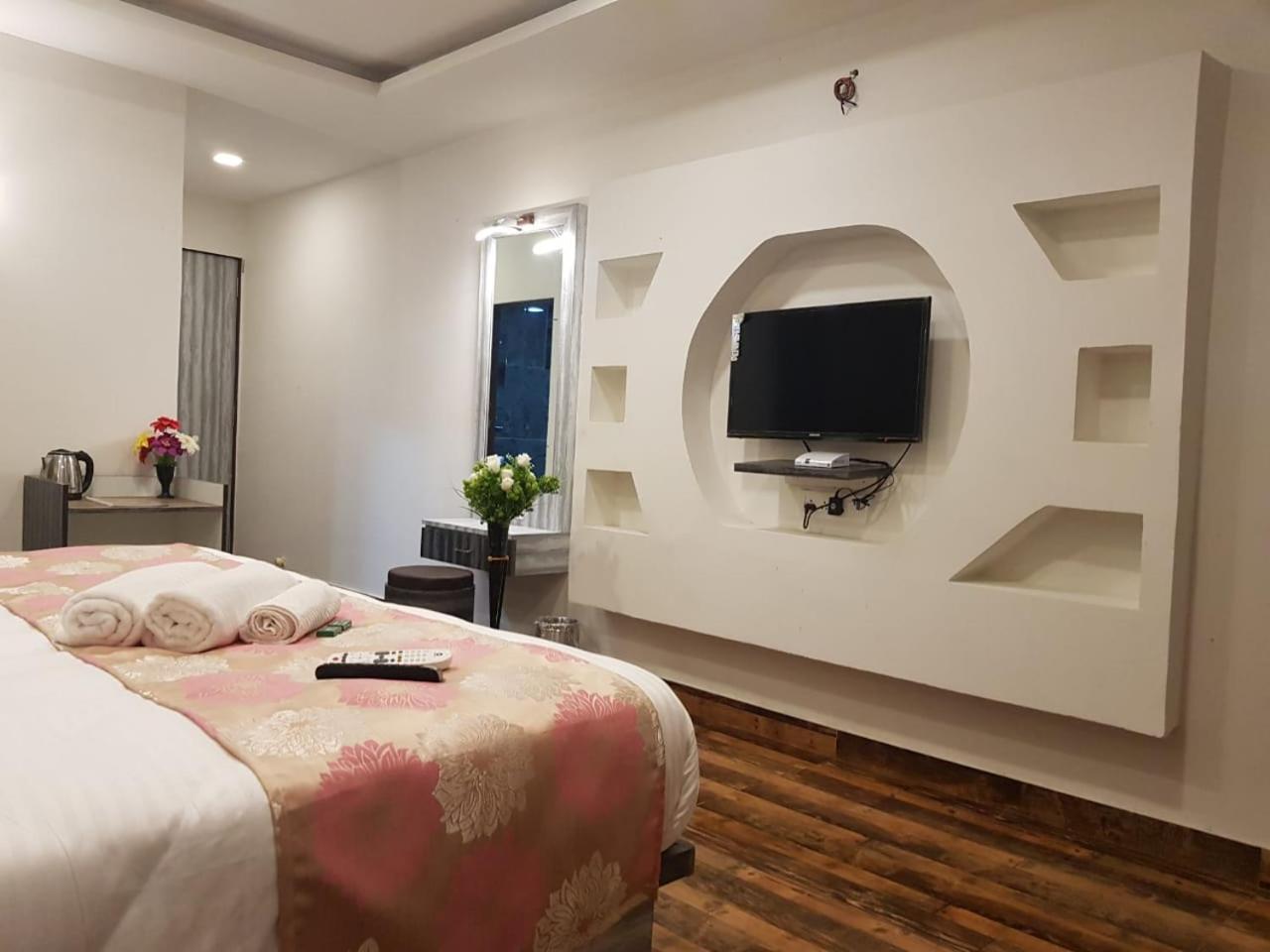 C P Cottage Resort Mahabaleshwar Ngoại thất bức ảnh