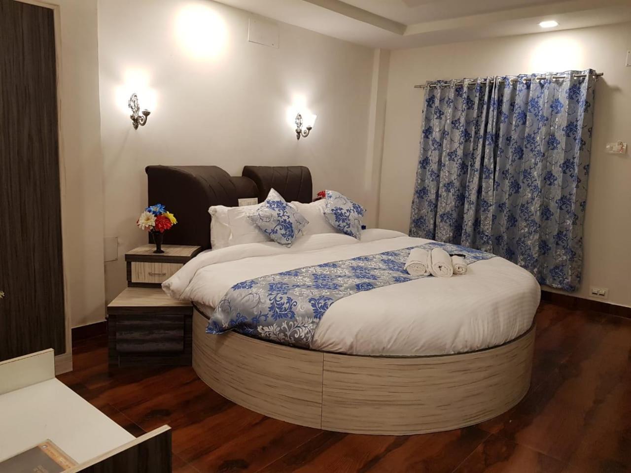 C P Cottage Resort Mahabaleshwar Ngoại thất bức ảnh