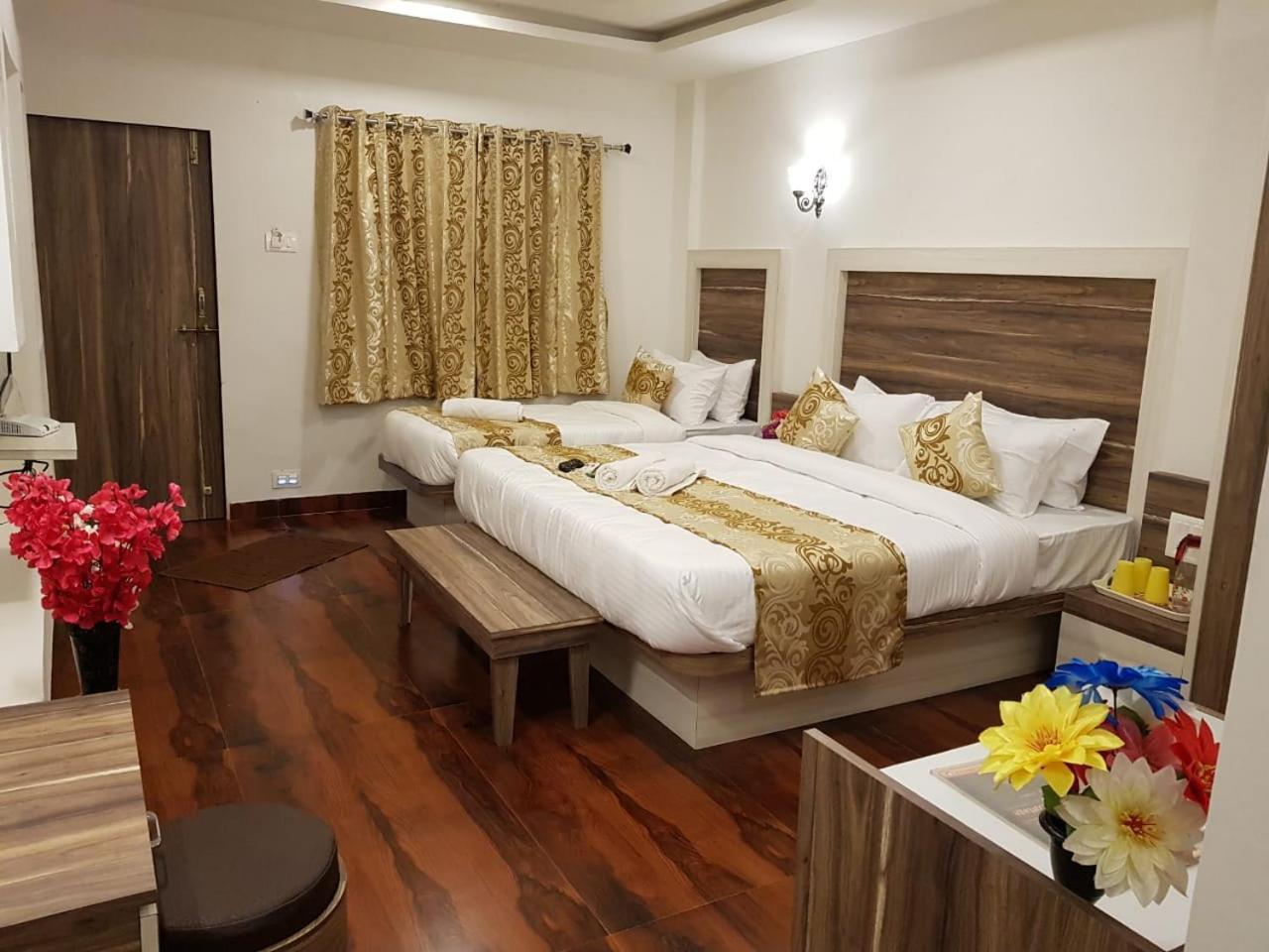 C P Cottage Resort Mahabaleshwar Ngoại thất bức ảnh
