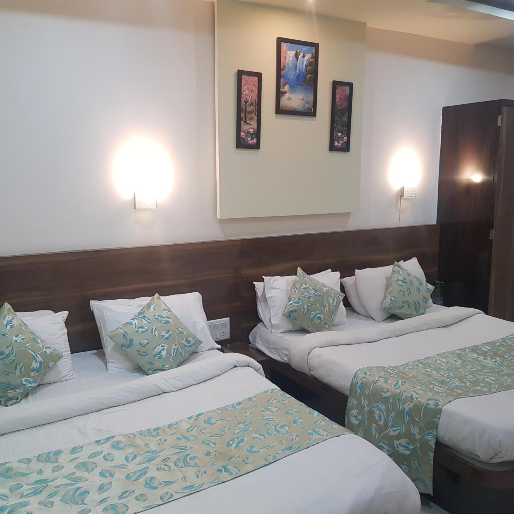 C P Cottage Resort Mahabaleshwar Ngoại thất bức ảnh