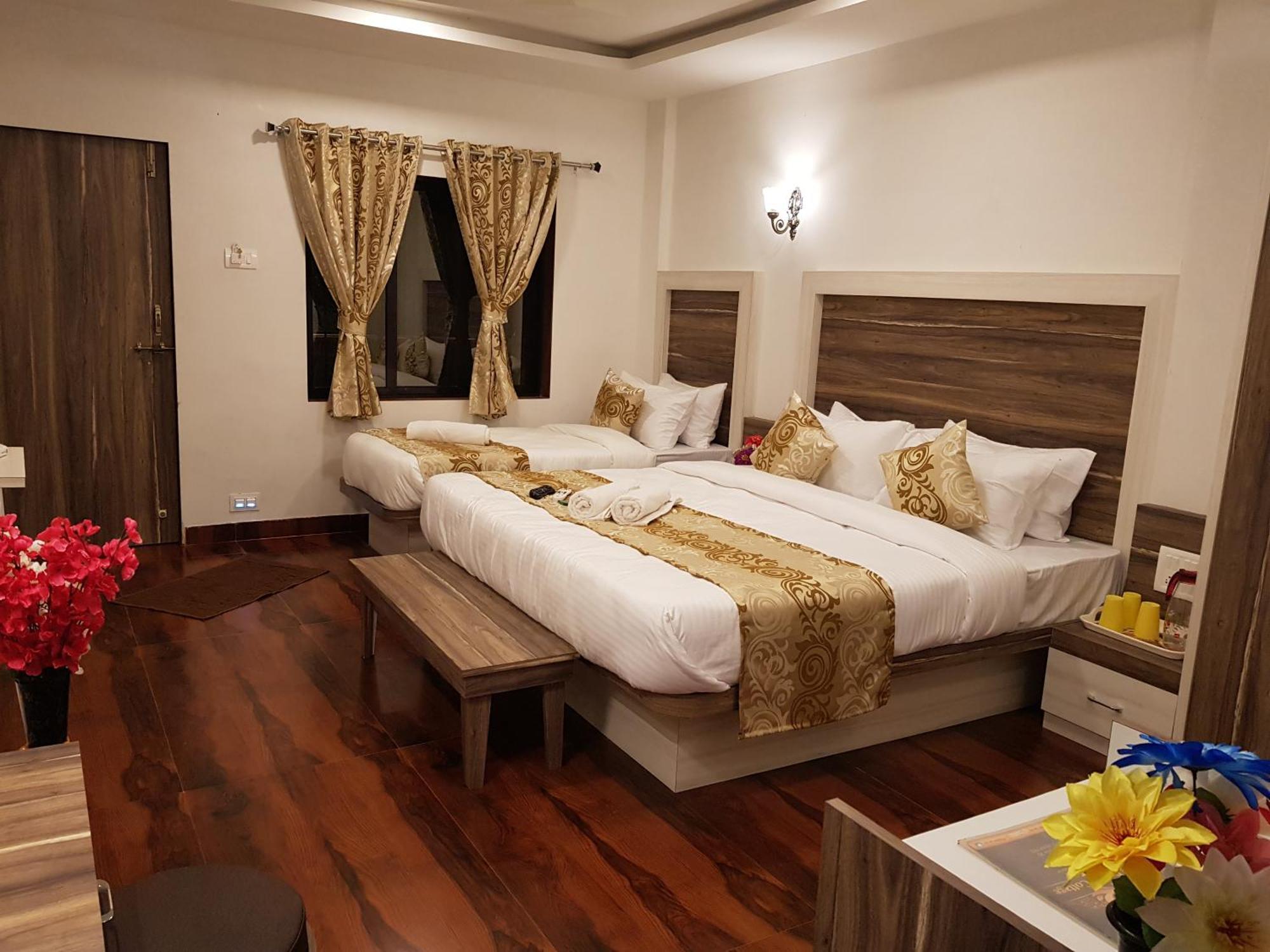 C P Cottage Resort Mahabaleshwar Ngoại thất bức ảnh