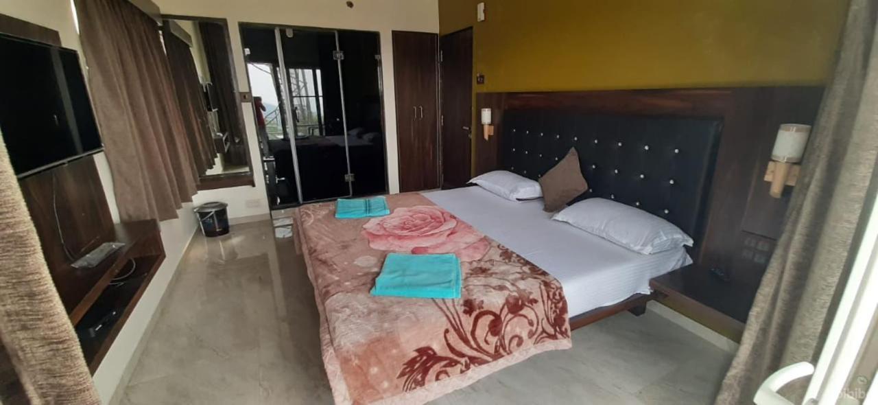 C P Cottage Resort Mahabaleshwar Ngoại thất bức ảnh